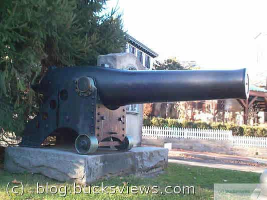 The Civil War Canon in the center of New Hope